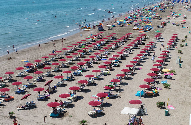 Punta Marina Beach - Parasol Rental