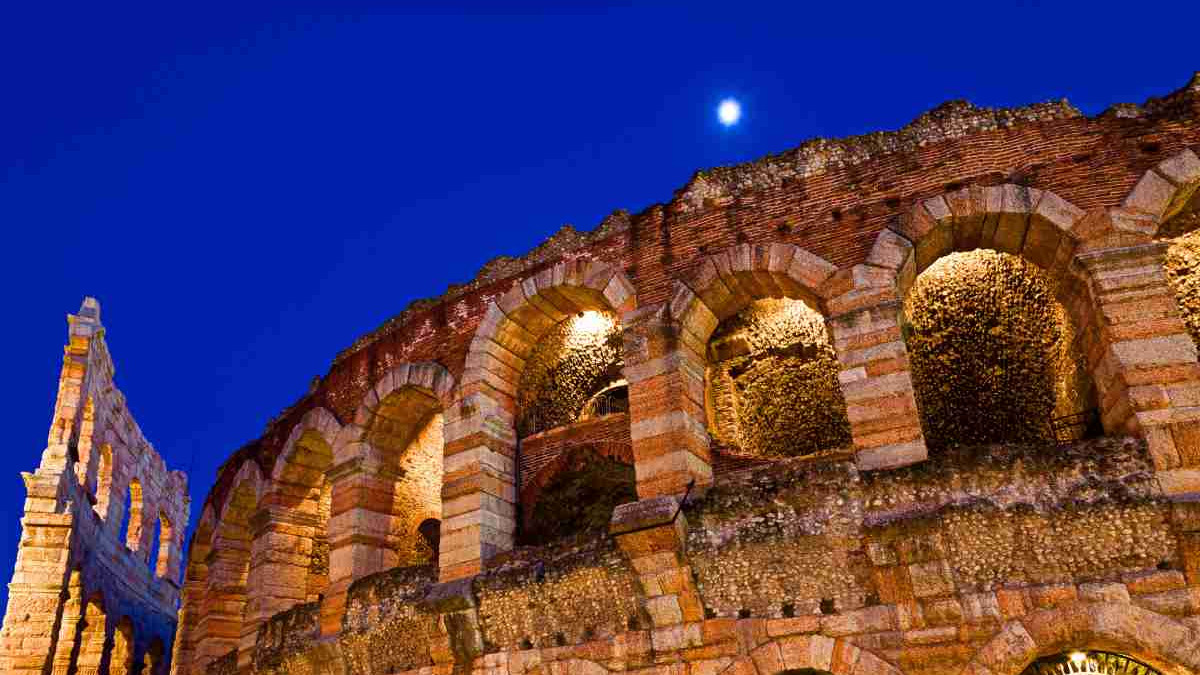 Billets pour l&#39;Opéra des Arènes de Vérone 2026 – Votre guide pour un été lyrique inoubliable