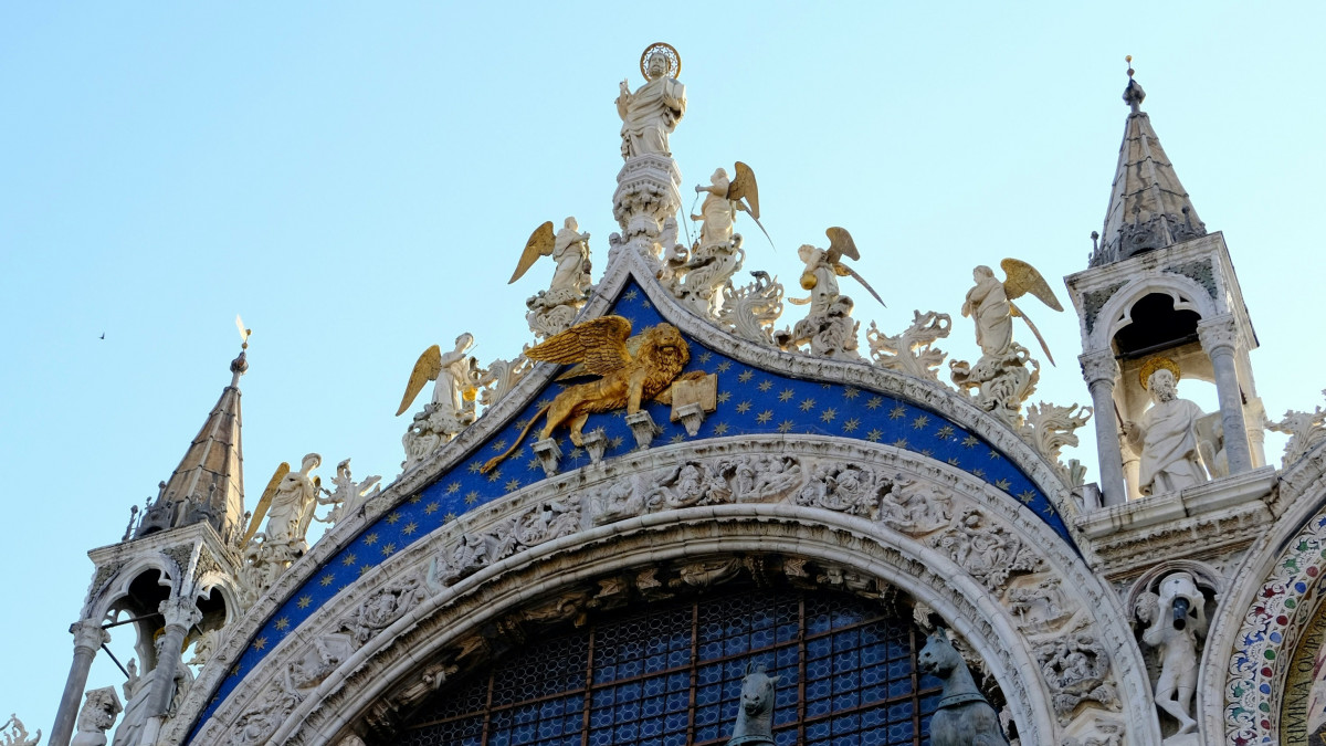 St. Mark's basilica details