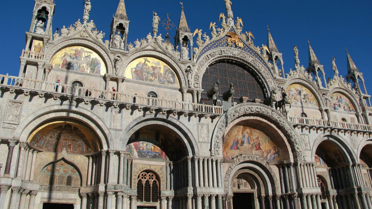 st. mark's basilica front