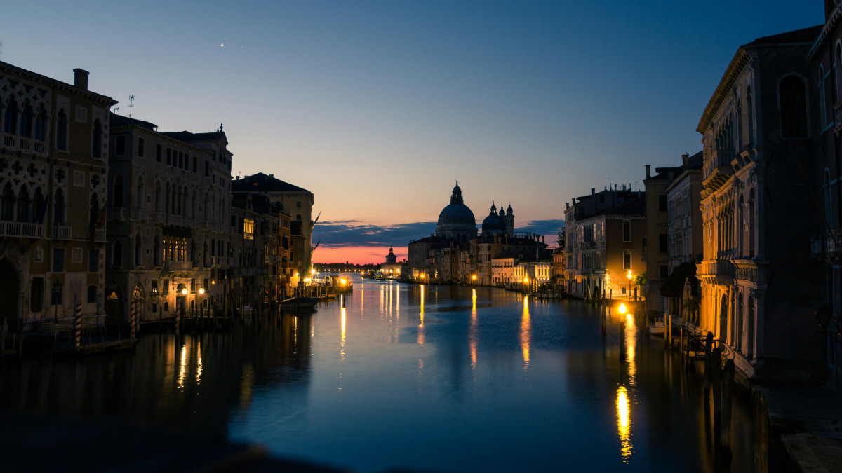 Cavallino-Treporti: Venezia di notte