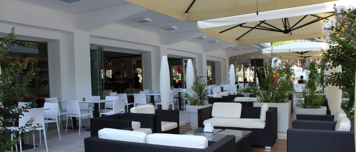 Restaurant - Pizzeria - Pool Bar