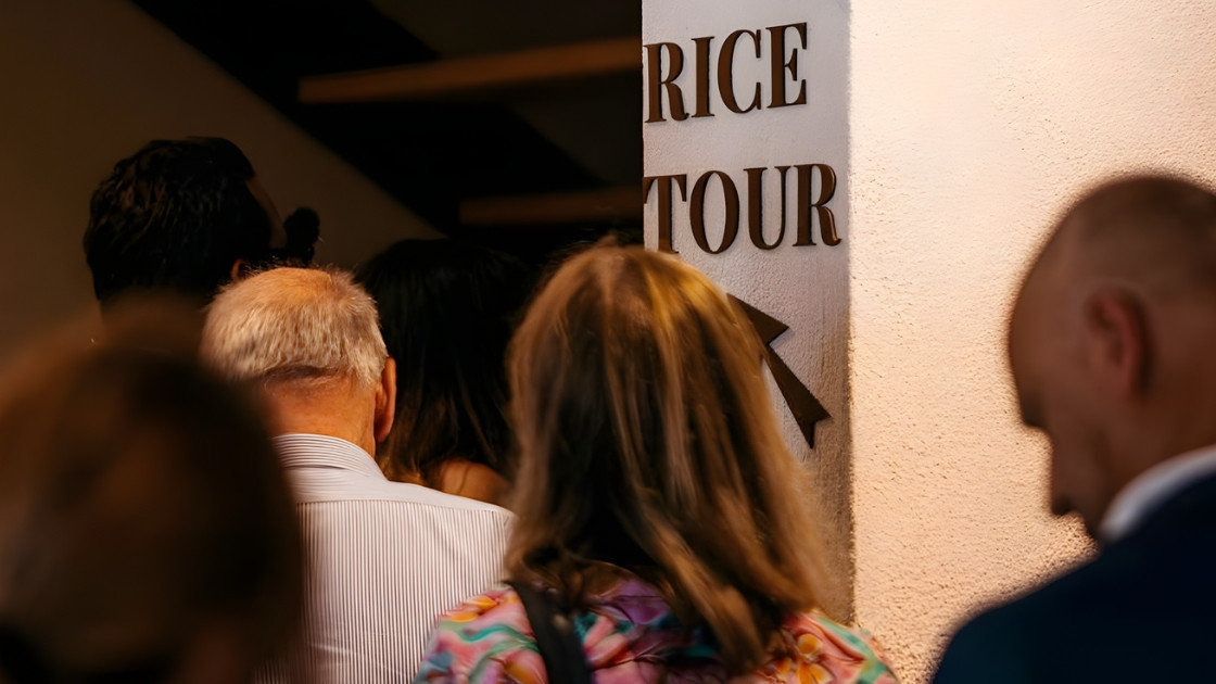 Visitors gathering for a guided "Rice Tour" at Azienda Agricola La Fagiana to discover the secrets of traditional Italian rice production.