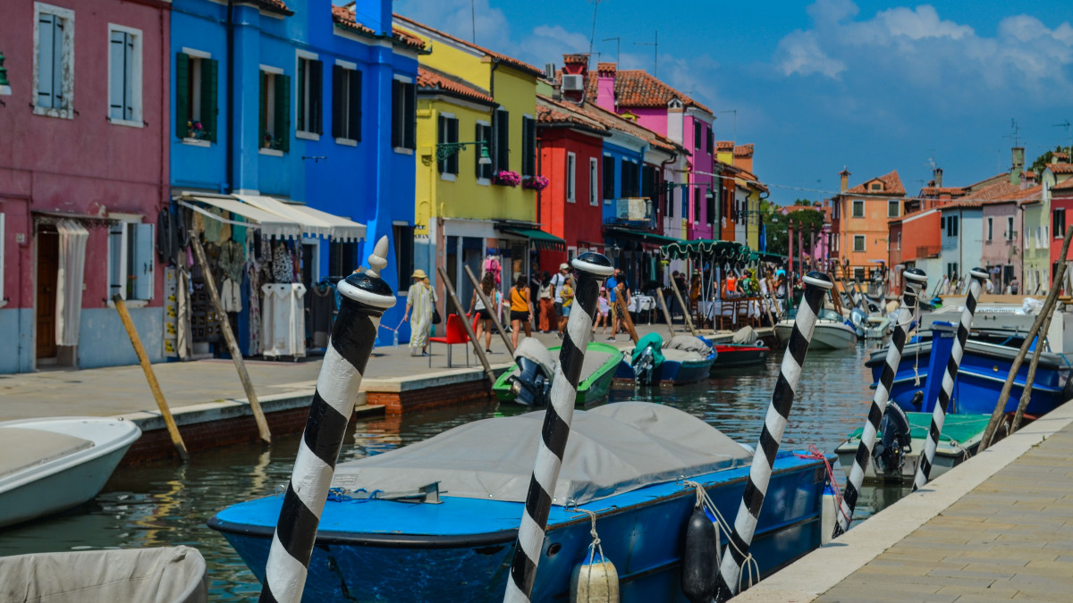 Middagexcursie naar de eilanden (Murano en Burano) + parkeren | Familieticket