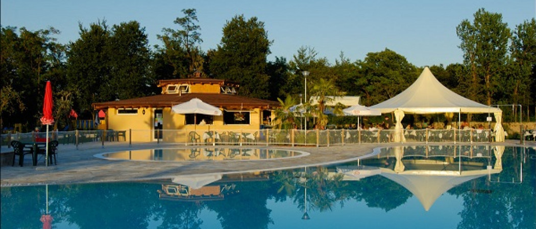 RESTURANT & BAR